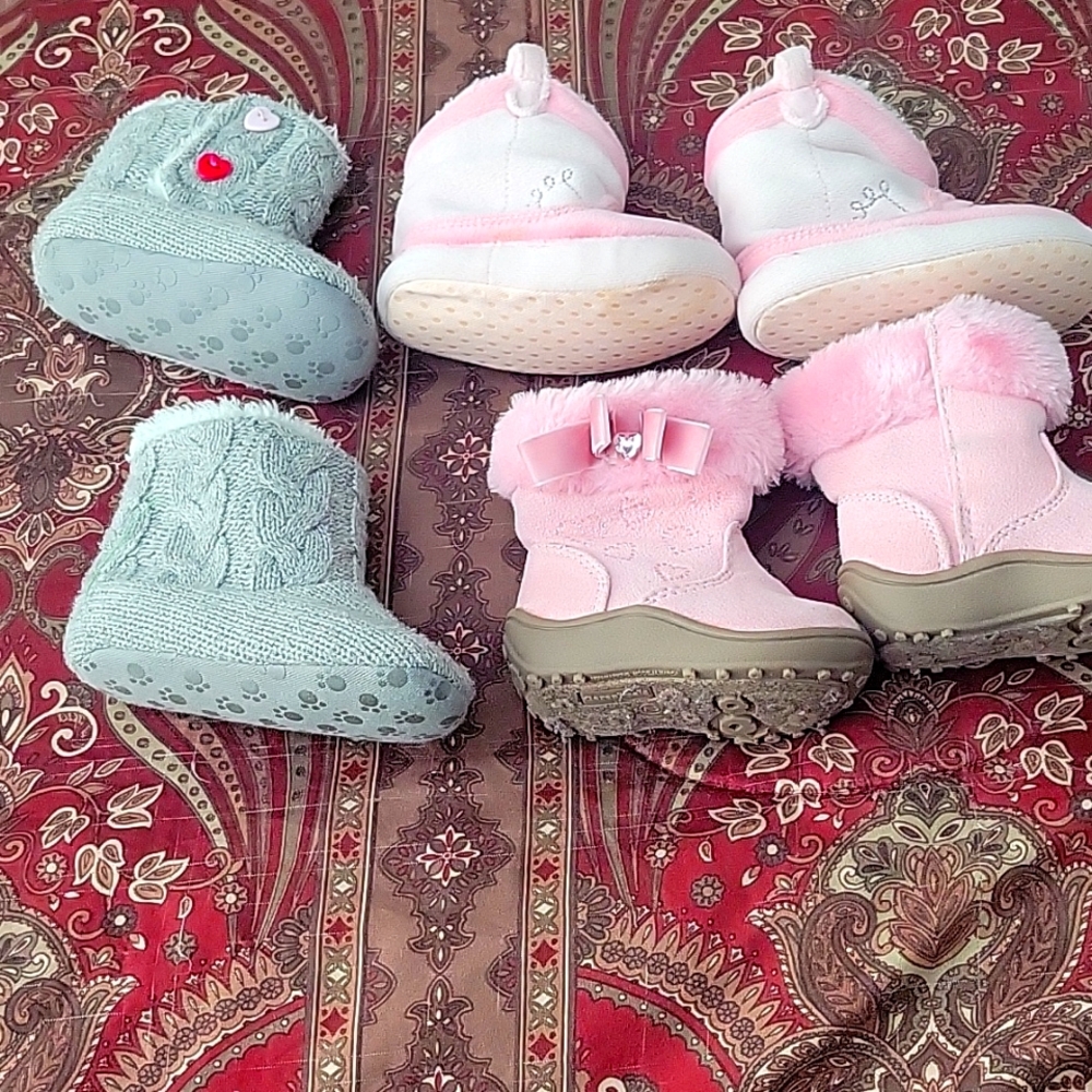 Set of 3 baby girl boots
